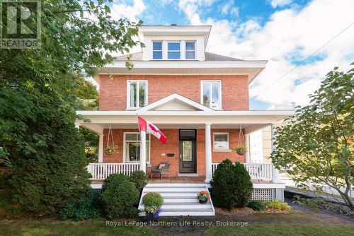 797 MCINTYRE STREET W  North Bay (West End), ON P1B 3A1