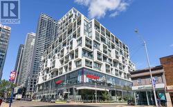 821 - 8 HILLSDALE AVENUE E Toronto, ON M4S 0B2