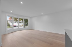 Salon - 