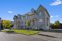 3235 Rue Alfred-De Musset  Laval (Chomedey), QC H7P 0A7