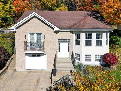 4810 Rue de Bourg-Royal  Terrebonne (Terrebonne), QC J6X 1T1