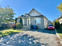 864 41e Avenue  Saint-Jérôme, QC J7Z 0B8