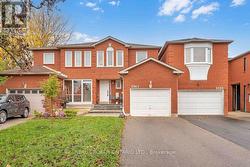 3341 BOBWHITE MEWS  Mississauga, ON L5N 6E8