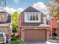 416 HEDDLE CRESCENT Newmarket, ON L3X 2J2