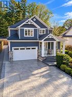 7 ELM DRIVE Wasaga Beach, ON L9Z 2L3