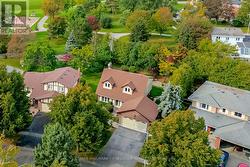 33 ANSTEAD CRESCENT  Ajax, ON L1S 3X4