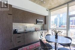 514 - 478 KING STREET W  Toronto, ON M5V 0A8