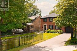 10 QUEENS AVENUE  Toronto, ON M8V 2N1