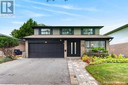 15 MARBLEMOUNT CRESCENT  Toronto, ON M1T 2H5