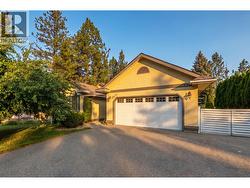 1977 Covington Crescent  West Kelowna, BC V1Z 3M2