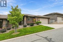 2421 Glacier Court Unit# 6  Kelowna, BC V1V 3A6