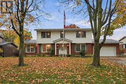 62 KING STREET N  Minto, ON N0G 1Z0