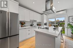 5 1/2 LUTTRELL AVENUE  Toronto, ON M4C 5E2