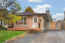 38 SOUTHGLEN Road  Brantford, ON N3R 7A1