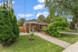 640 BROCK STREET  Kingston (Central City East), ON K7L 1V6