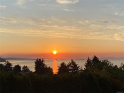 5072 Vista View Cres Nanaimo, BC V9V 1L6