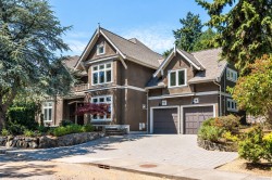 1568 Montgomery Ave Victoria, BC V8S 1T6