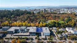 956 Heywood Ave Victoria, BC V8V 2Y4
