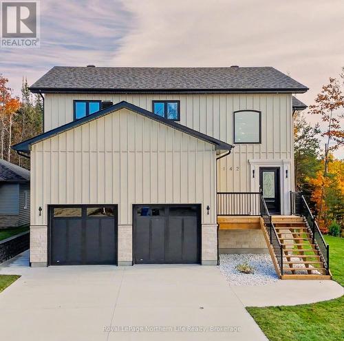 142 ANDREW AVENUE  North Bay (Airport), ON P1B 0G8
