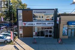 290 QUEENSTON Road  Hamilton, ON L8K 1H1