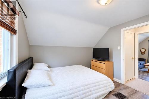 35 Pleasant Avenue, Kitchener, ON 