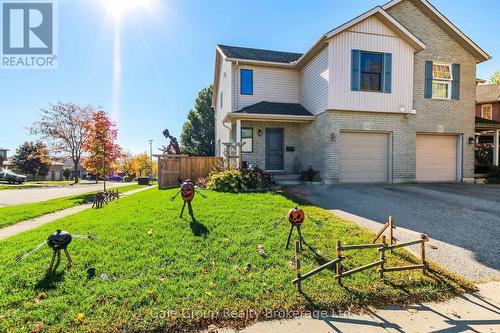 769 SOUTHWOOD WAY  Woodstock (Woodstock - South), ON N4V 1G5
