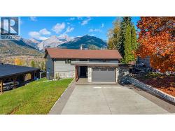 75 Ridgemont Drive  Fernie, BC V0B 1M2