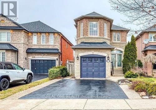 2093 SHORNCLIFFE BOULEVARD  Oakville, ON L6M 3N8