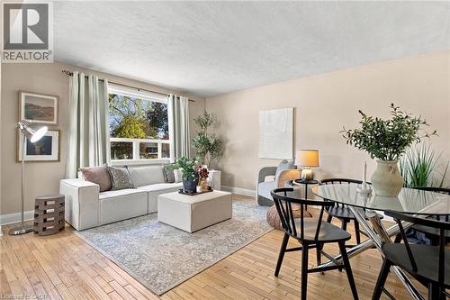 52 Dudhope Avenue, Cambridge, ON 