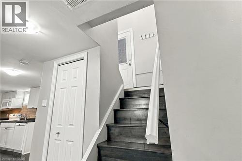52 Dudhope Avenue, Cambridge, ON 
