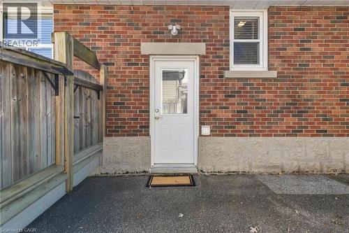 52 Dudhope Avenue, Cambridge, ON 