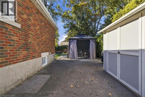52 Dudhope Avenue, Cambridge, ON 