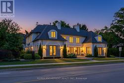 393 MAPLE GROVE DRIVE  Oakville, ON L6J 4V8