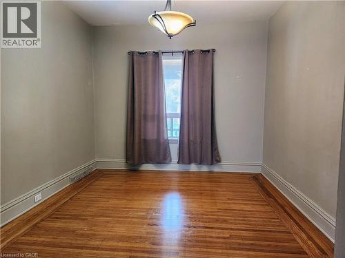 .......and ready for a new buyer to move in!! - 25 Gladstone Avenue, Hamilton, ON 