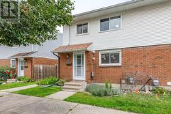 121 - 1045 MORRISON DRIVE  Ottawa, ON K2H 7L2