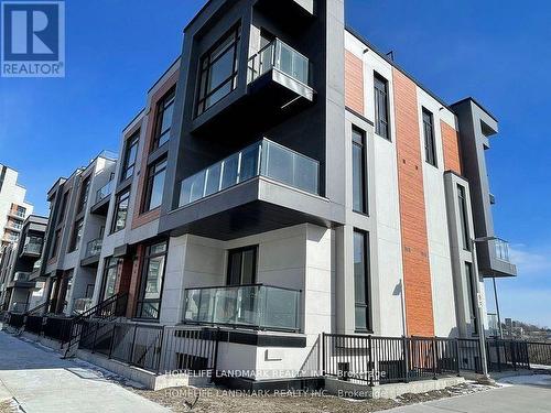 701 - 5 STECKLEY HOUSE LANE ROAD  Richmond Hill, ON L4S 0N2