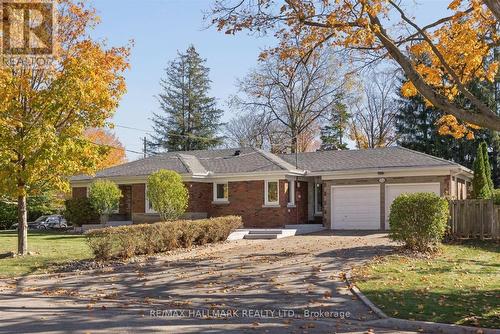 252 HAROLD AVENUE  Whitchurch-Stouffville, ON L4A 1C1