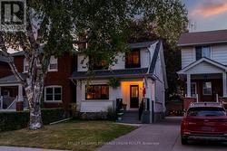 54 ALBANI STREET  Toronto, ON M8V 1X2
