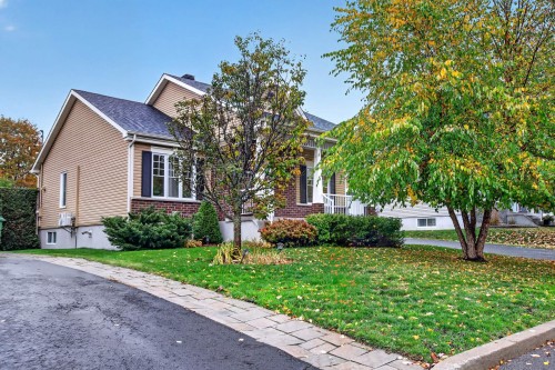1031 Rue Sir Wilfrid Laurier — photo 3