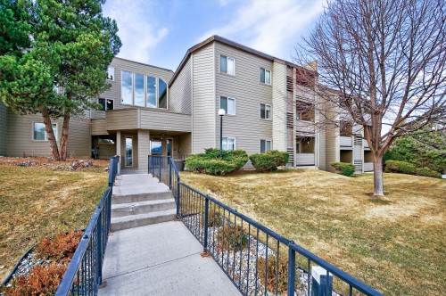 106-1560 Summit Drive  Kamloops, BC V2E 1R5