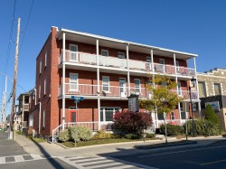 302  - 308 Rue Lindsay  Drummondville, QC J2B 1J5