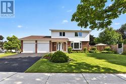 838 SADDLE CRESCENT  Mississauga, ON L4Y 2V8
