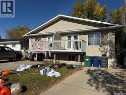 634-636 Pendygrasse ROAD  Saskatoon, SK S7M 5N2