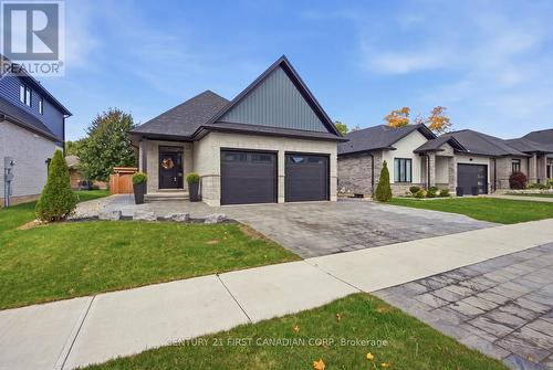12 BRISCOE CRESCENT  Strathroy-Caradoc (Ne), ON N7G 4E1