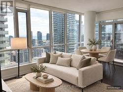 3809 - 295 ADELAIDE STREET W  Toronto, ON M5V 0L4