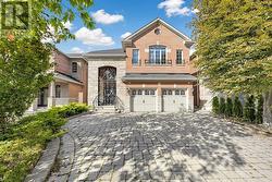 20 SHALOM ALEICHEM COURT  Vaughan, ON L4J 0E5