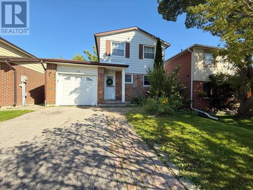 151 THOMS CRESCENT  Newmarket, ON L3Y 1C9