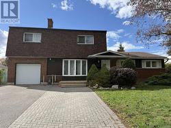 55 SAGINAW CRESCENT  Ottawa, ON K2E 6Y8