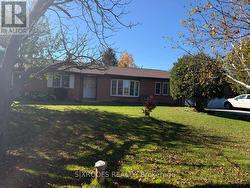 LOWER - 8 UNION STREET Whitchurch-Stouffville, ON L0H 1G0