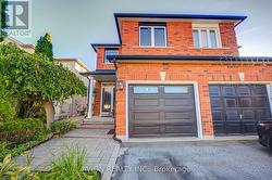 17 INDIGO STREET Richmond Hill, ON L4S 1W2